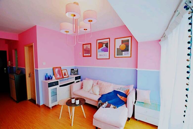 Apartamentos Avatar Gallery Large Queen Bed & High Rise View