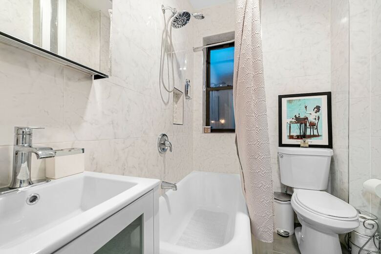 Your Next Stay Should Be Here...cute Stylish Condo