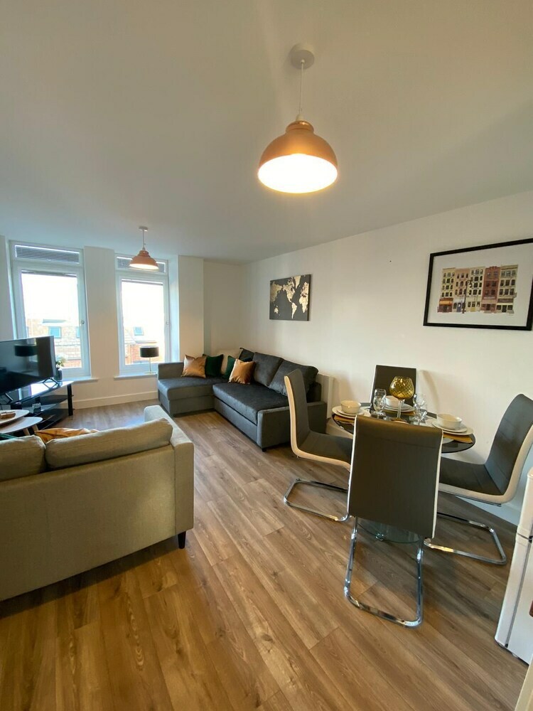Apartamentos Queens House Suite
