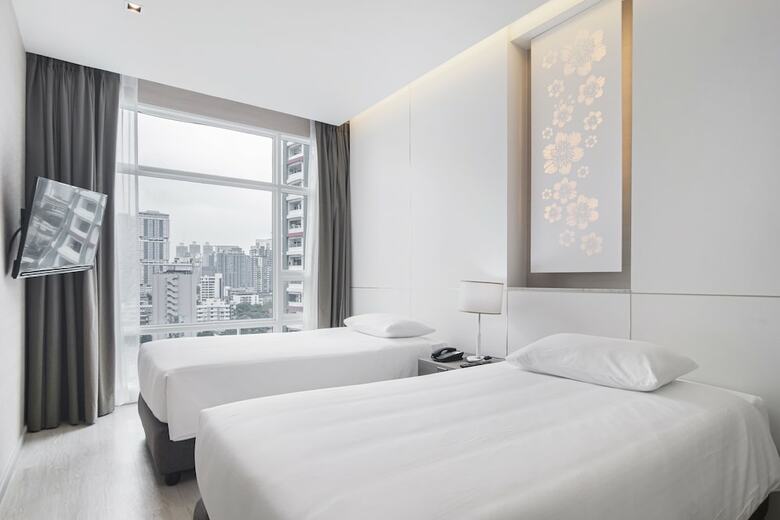 Hotel Posh Residence Thonglor By Favstay