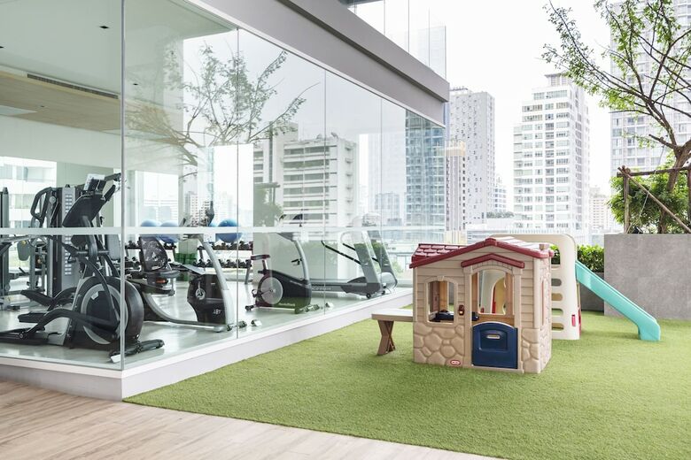 Hotel Posh Residence Thonglor By Favstay