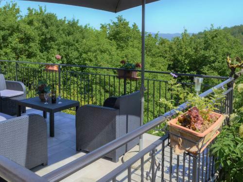 Villa Hum 1