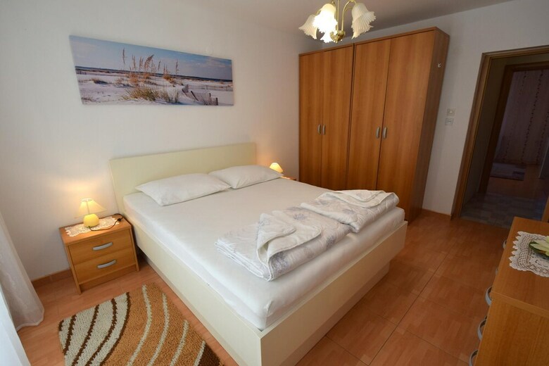Apartment Mala Sten
