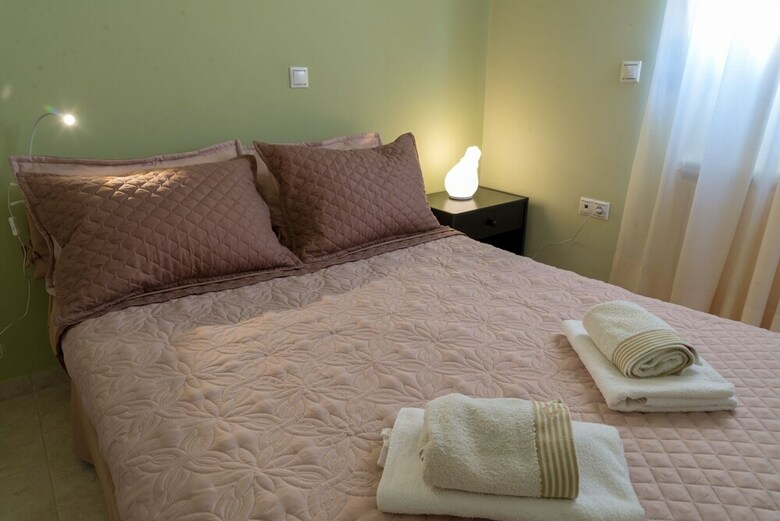 Bow Lux Apartments