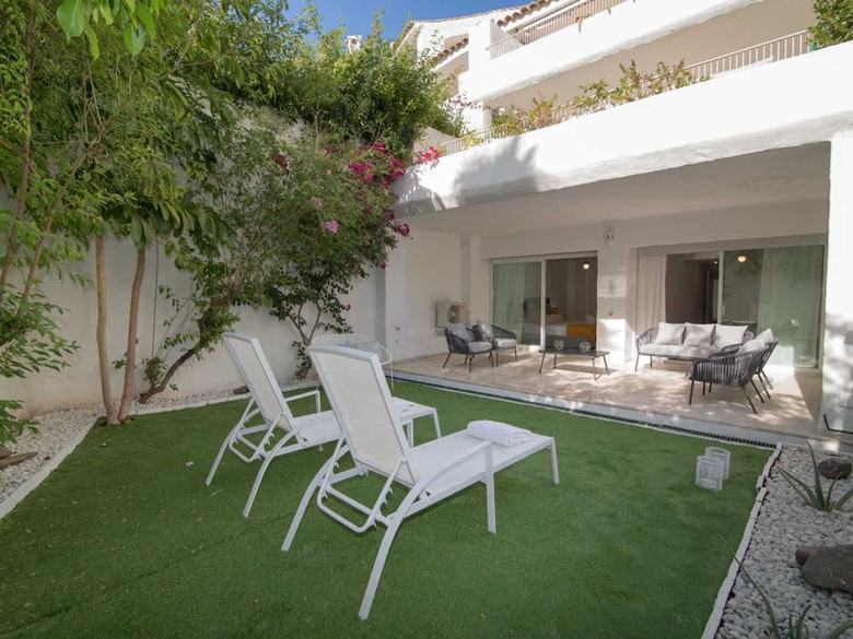 Hostal R�o Real Sunshine Retreat