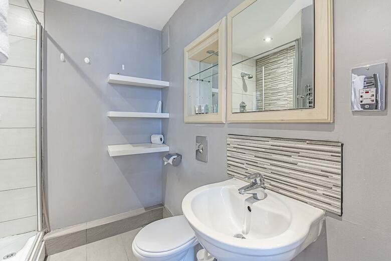Canary Wharf Luxury Apartments