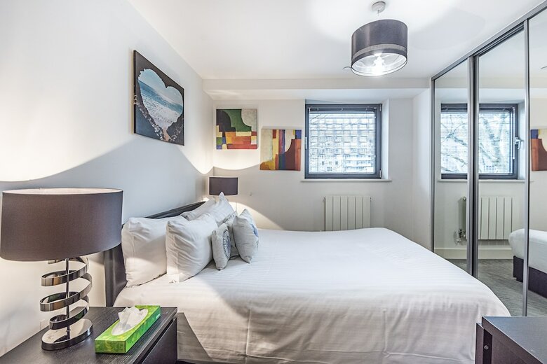 Canary Wharf Luxury Apartments