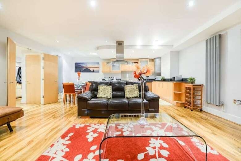 Canary Wharf Luxury Apartments