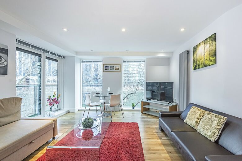 Canary Wharf Luxury Apartments