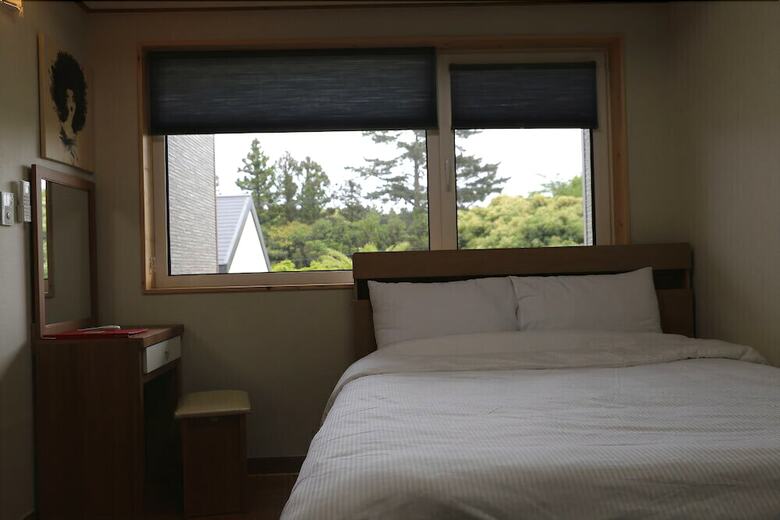 Hostal Batdol Guesthouse - Hostel