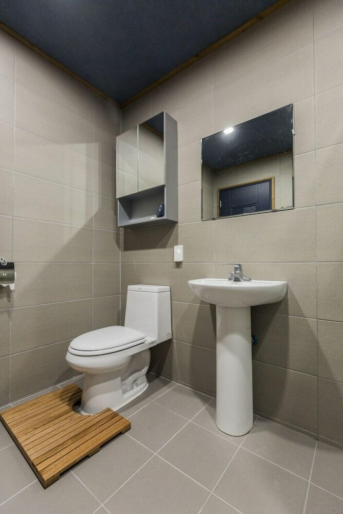 Hostal Batdol Guesthouse - Hostel