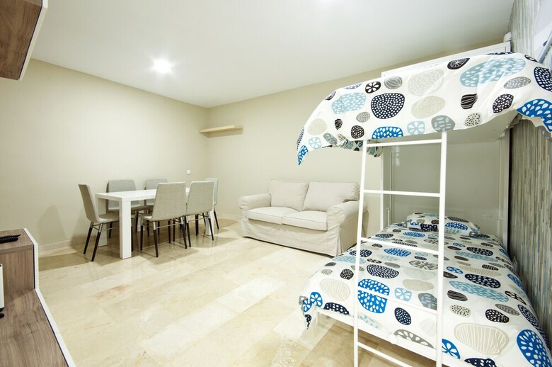 Oceany Apartahotel