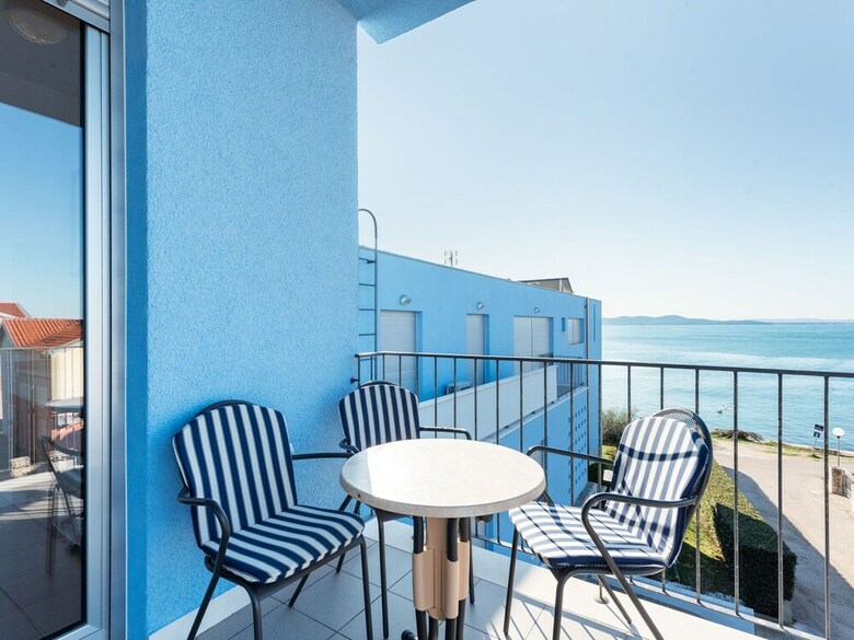 Opulent Apartment In Zadar Near Sea