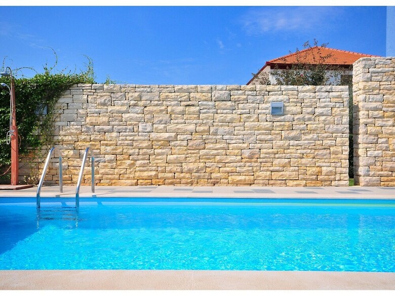 Opulent Apartment In Zadar Near Sea