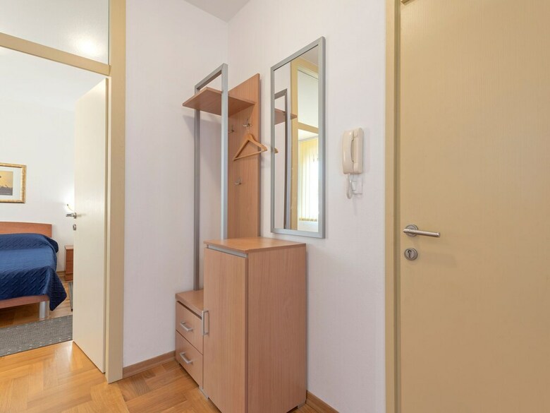 Opulent Apartment In Zadar Near Sea