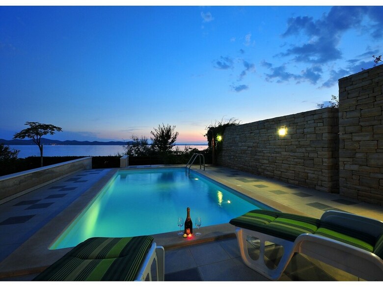 Opulent Apartment In Zadar Near Sea