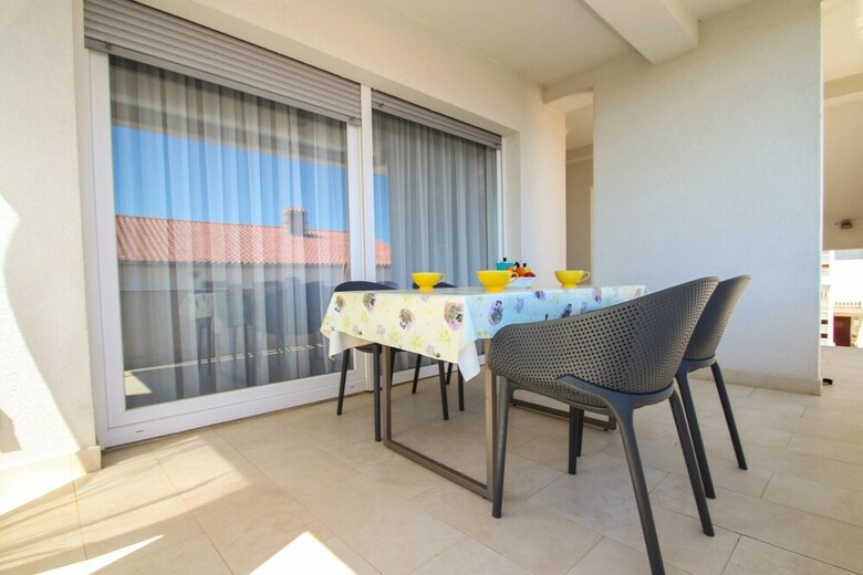 Apartamentos Karmen