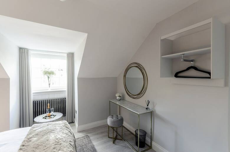 Aparthotel Sweeney Apartments And Rooms
