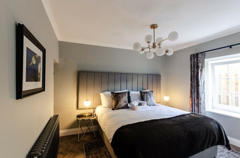 Aparthotel Sweeney Apartments And Rooms