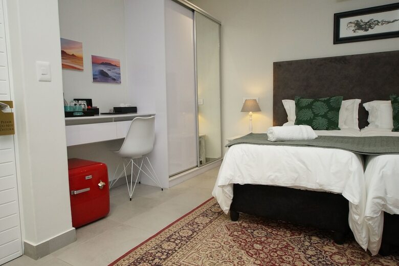 Hotel The One Guesthouse