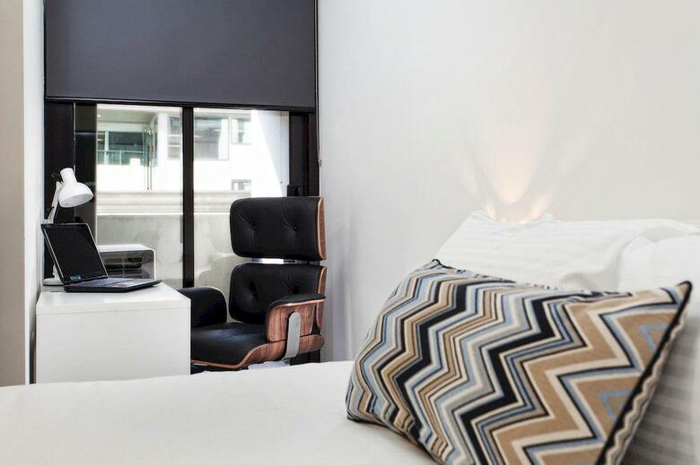 Hotel Mantra St Kilda Road