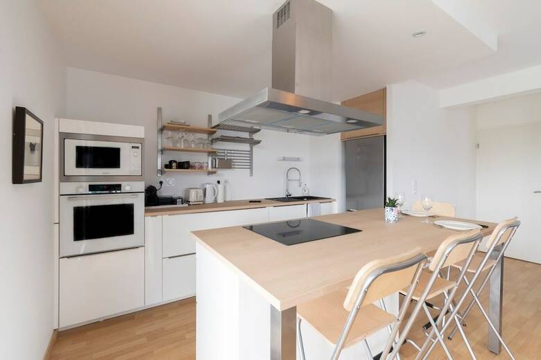 Apartamento La Perouse - Apt 2 Chambres,parking, Proche Rennes