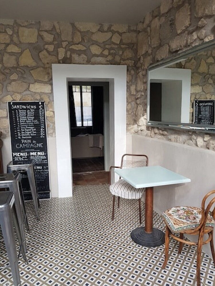 Bed & Breakfast Chambres D'hotes Au Centre de Sigean