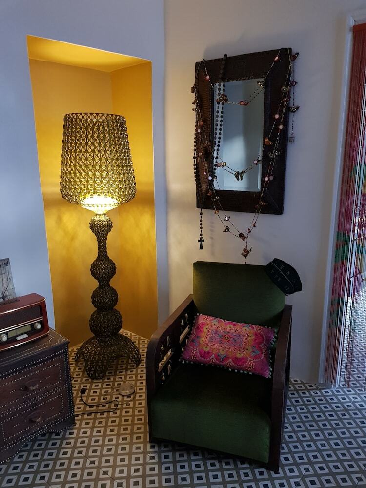 Bed & Breakfast Chambres D'hotes Au Centre de Sigean