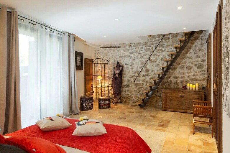 G�te L'estaou de Finou
