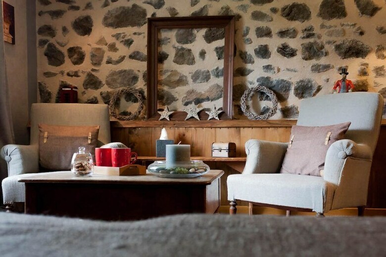 Hotel Le Pr�s Du Roc Chambres D'h�tes