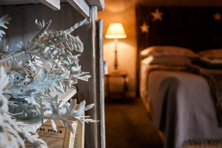 Hotel Le Pr�s Du Roc Chambres D'h�tes