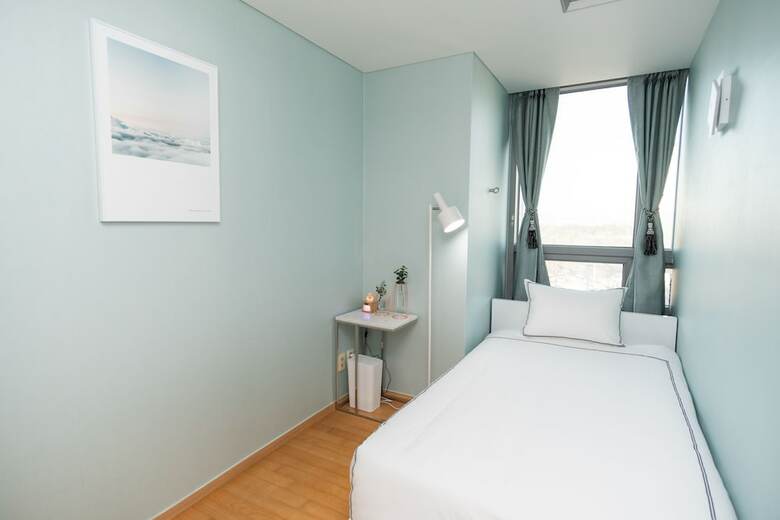 Airport Capsule Hotel Fly Me To The Moon