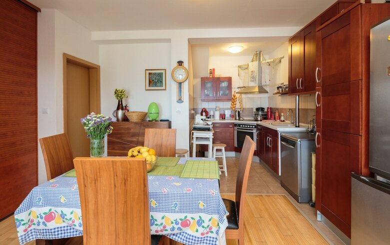 Apartment Goran
