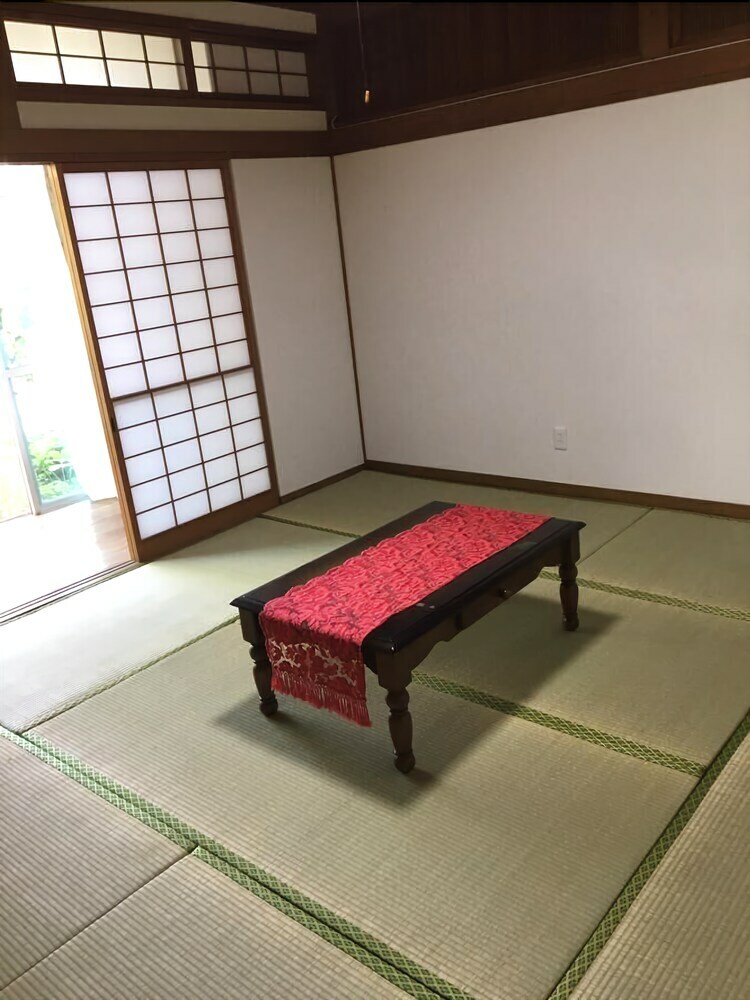 Hotel Kami House