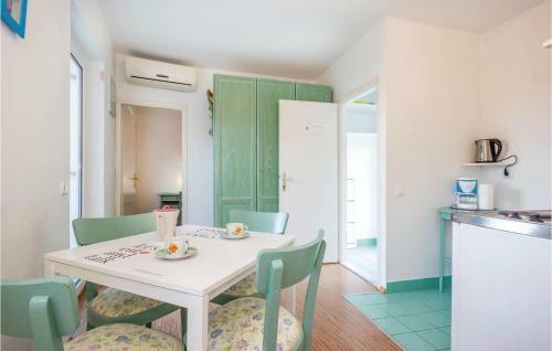 Holiday Home Sveti Petar I