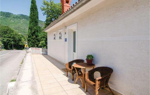 Holiday Home Sveti Petar I