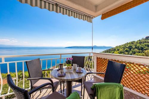 Apartments Davor