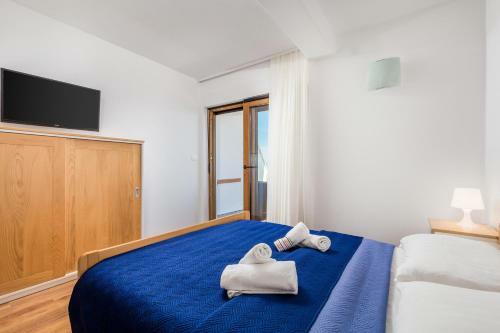 Apartments Davor
