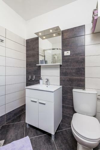 Apartments Davor