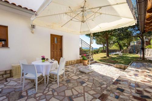Apartments Davor