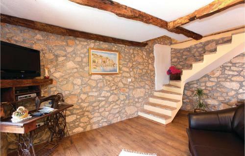 Holiday Home Obrs