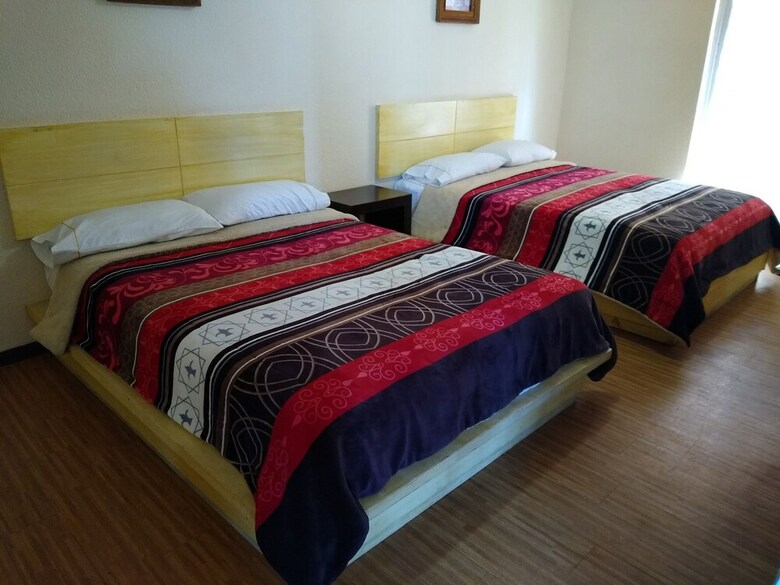 Hotel Suites Zapata