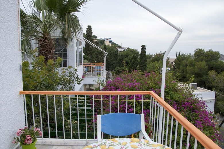 Aparthotel Tatsis Apartments