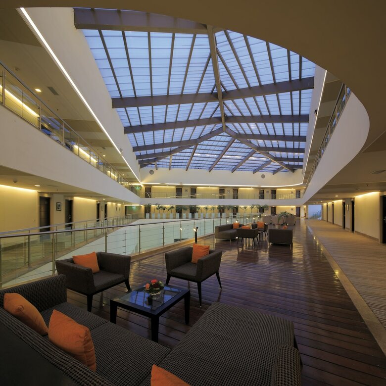 Multitude Hotel