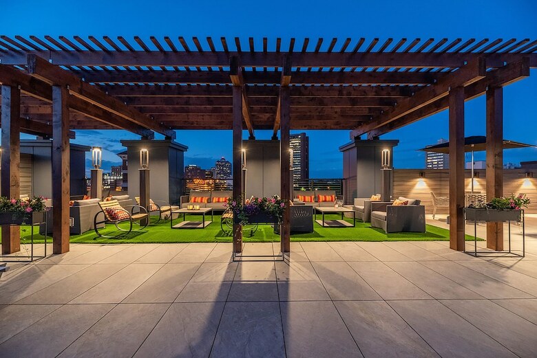 Hyatus Downtown At Yale - Stunning Luxury Apartments