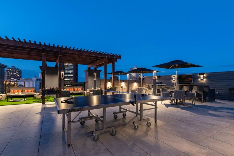 Hyatus Downtown At Yale - Stunning Luxury Apartments