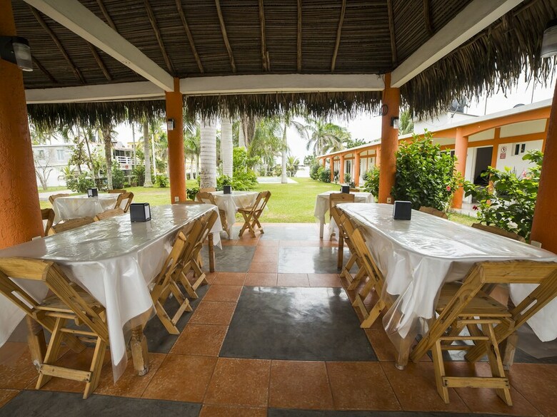 Oyo Hotel Y Restaurant Casa Del Mar