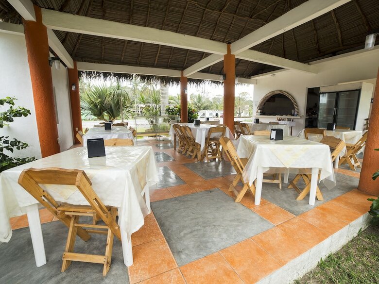 Oyo Hotel Y Restaurant Casa Del Mar