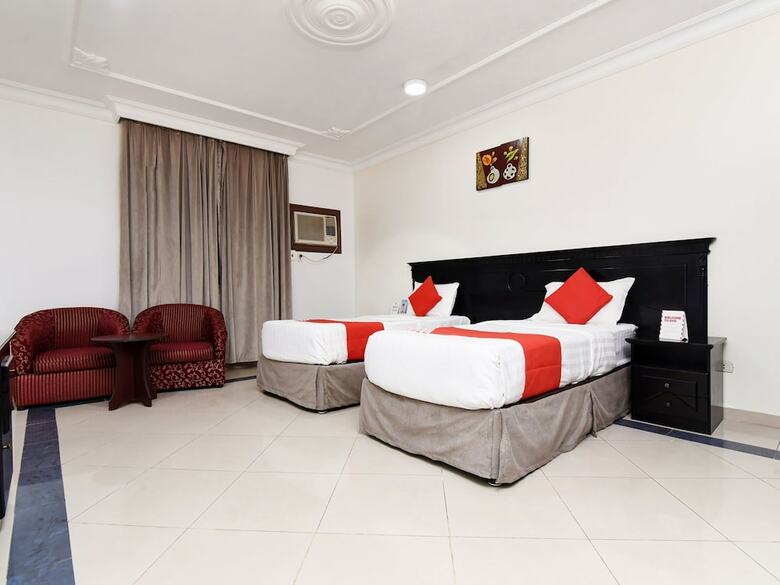 Oyo 367 Season Hotel