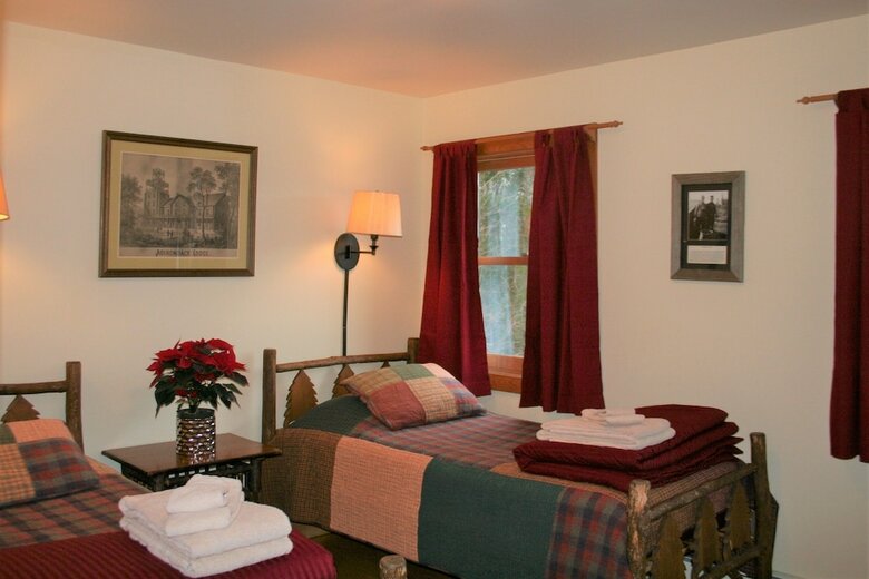 Bed & Breakfast Adirondack Rock And River